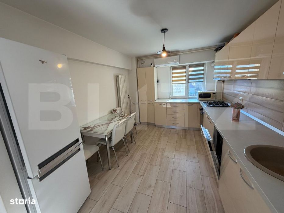 Apartament de vanzare, cu 3 camere