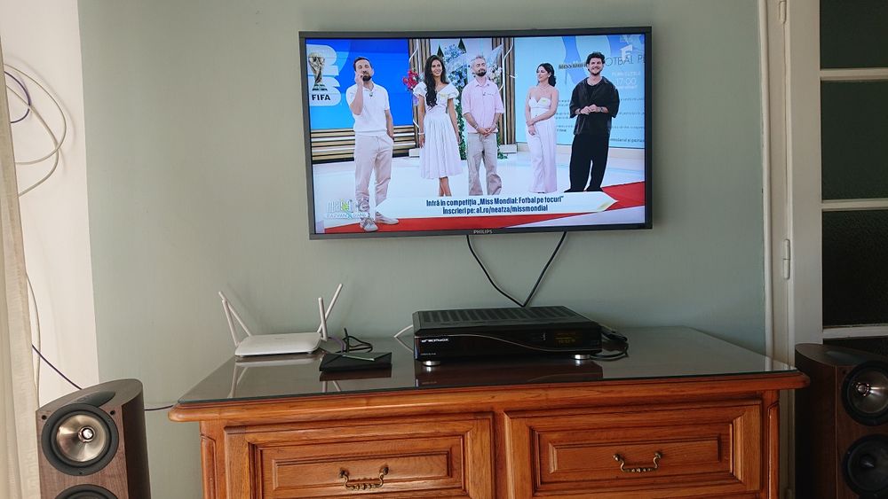 Monitor comercial Philips profesional signage display