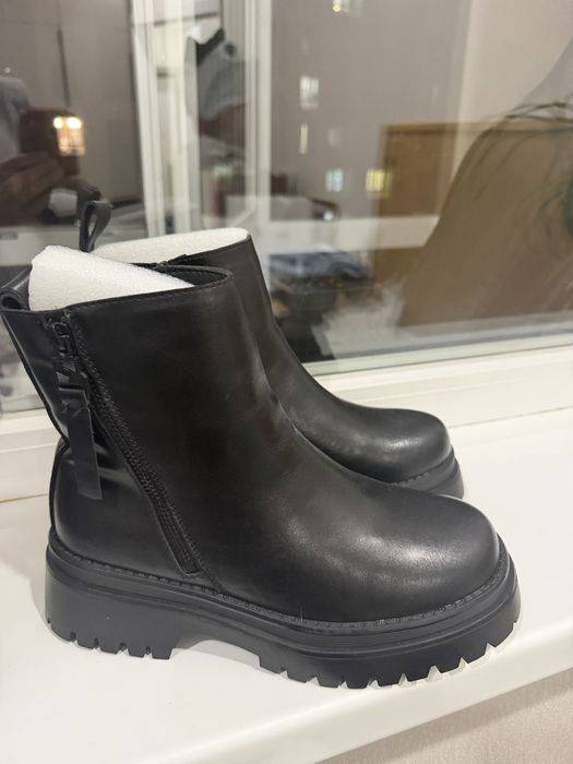 Продам зимние сапоги