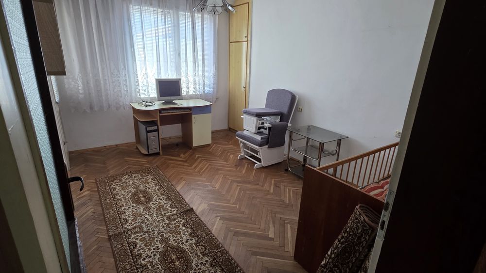 Продава се Многостаен апартамент в Провадия - 240 кв.м за 338 €/кв.м - Снимка #8