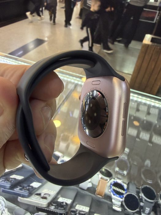 Apple Watch 10 46mm rose gold