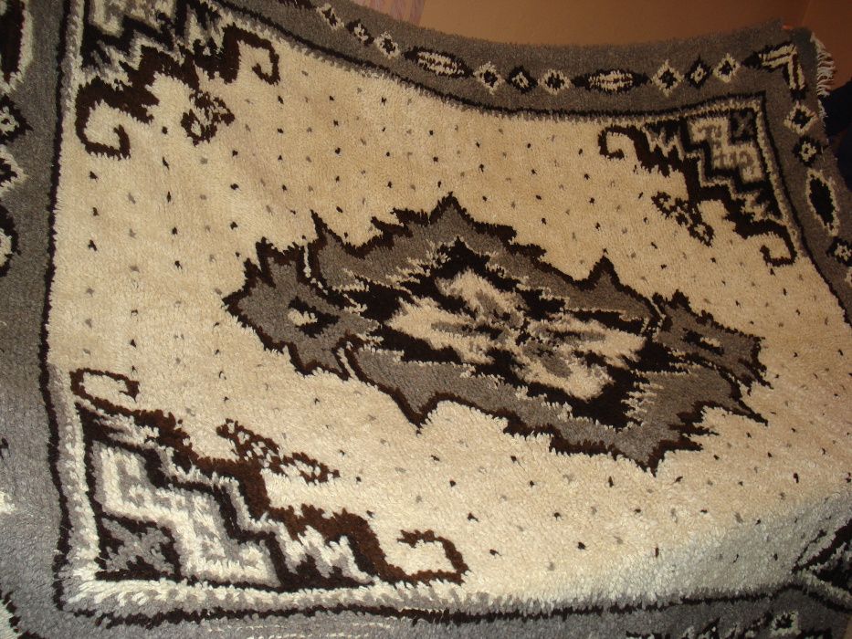 Вълнен китеник, кувертюра