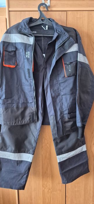 Продам рабочий костюм(спецодежда) 50 р