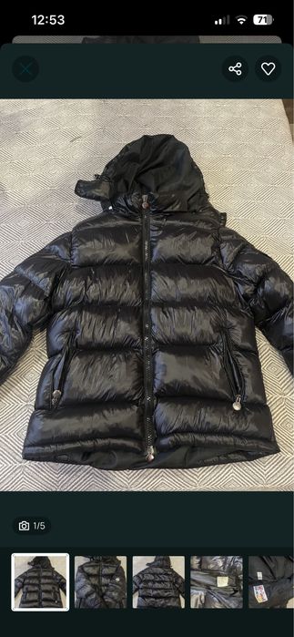 Moncler яке.
