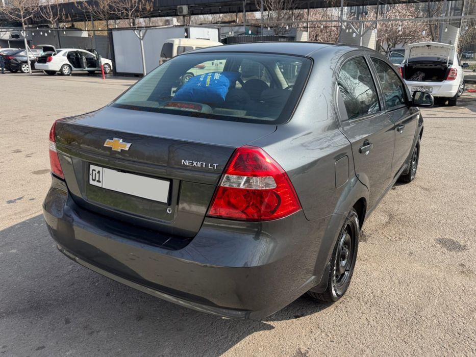 Nexia 3 2018 kuzovi 2019 M/T Mokriy asfalt kraska toza