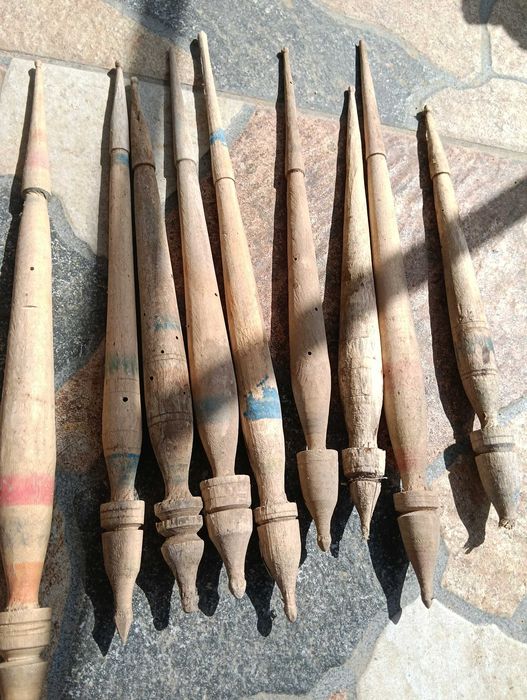 Битови предмети.Вретена