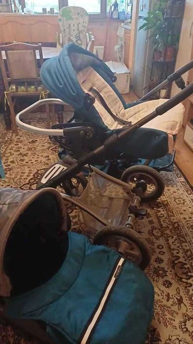 количка  Mutsy 3в1 и две чувалчета за зимата с три коша