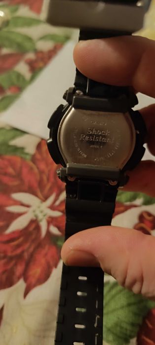 Продавам часовник Casio  G-shock модел DW-9000