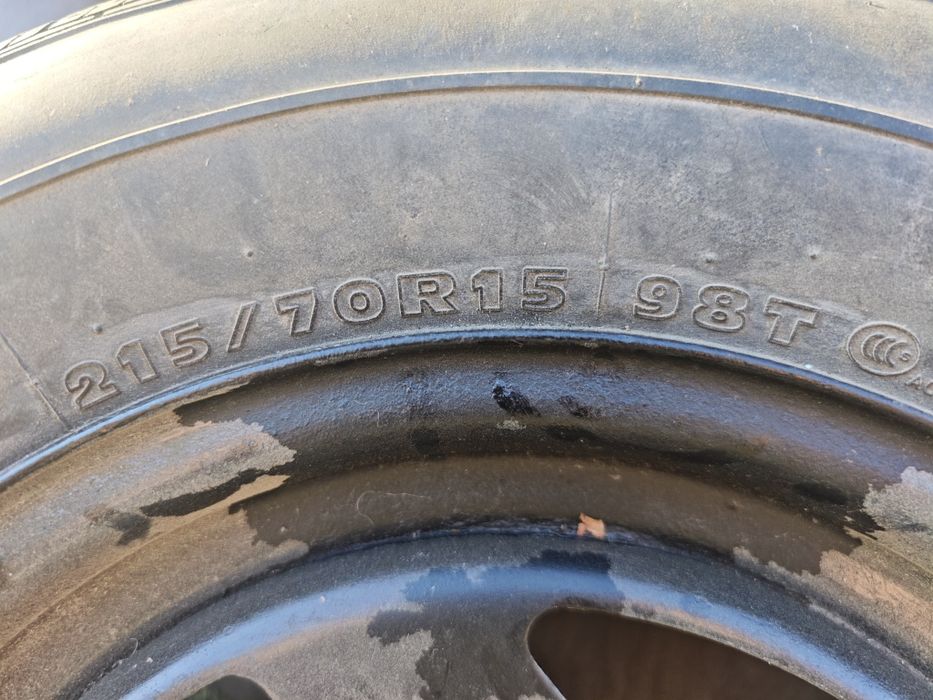 Продам диск с резиной