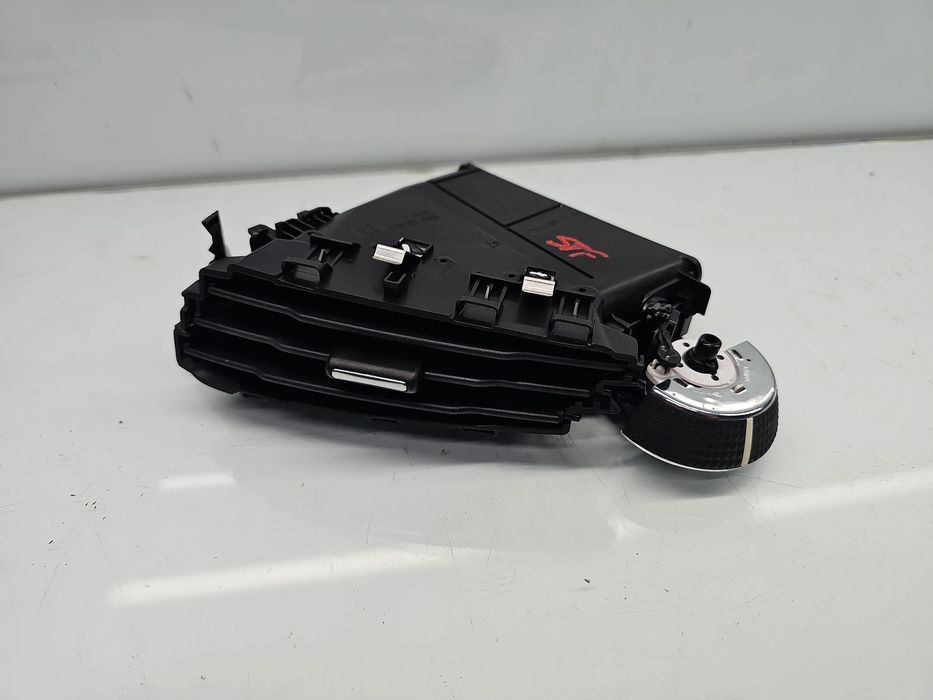 Grila aerisire centrala stanga Ford Focus 3 Hatchback [Fabr 2011-2015