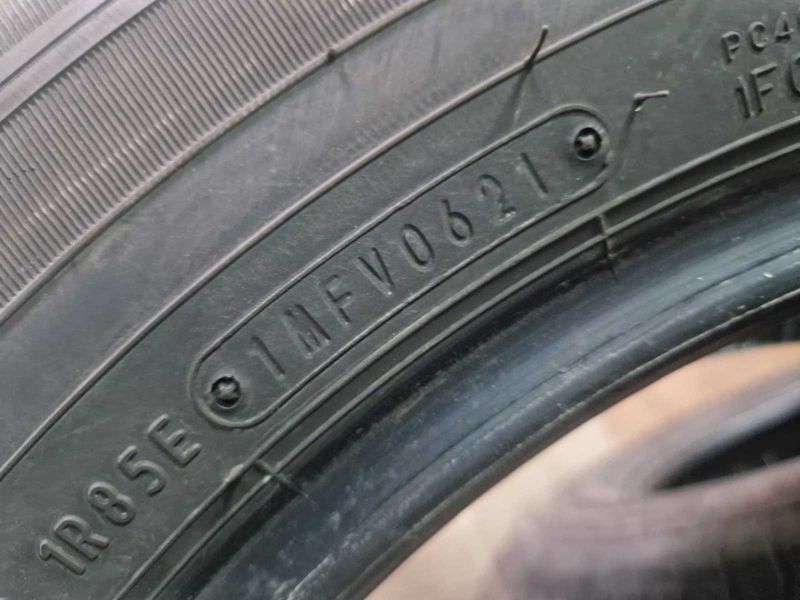 4 Falken R16 C 205/75/ 
летни бусови гуми DOT0621