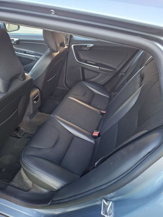 VOLVO V60 2018 190 CP Euro 6