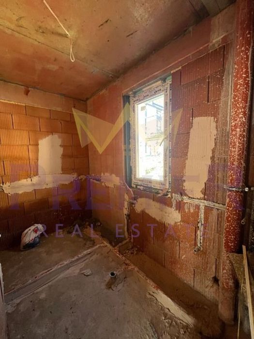 Продава се Тристаен апартамент в Варна, Виница - 105 кв.м за 753 €/кв.м - Снимка #6