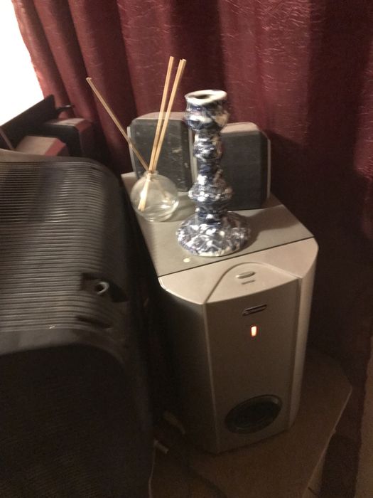 Vand ce se vede in imagini