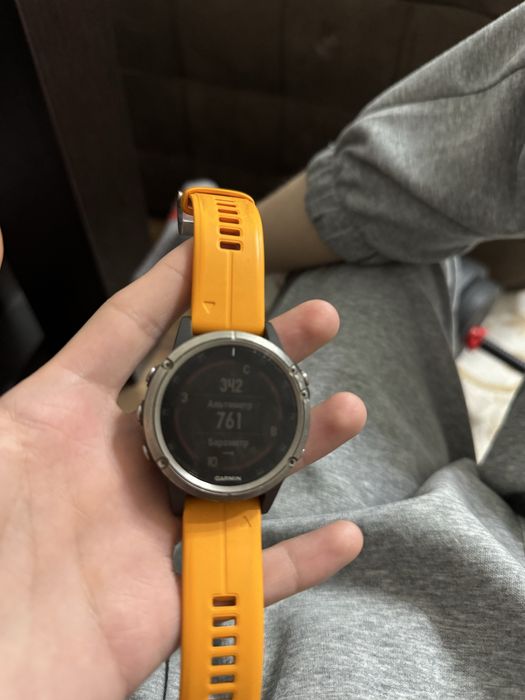 Garmin fenix 5 plus sapfir