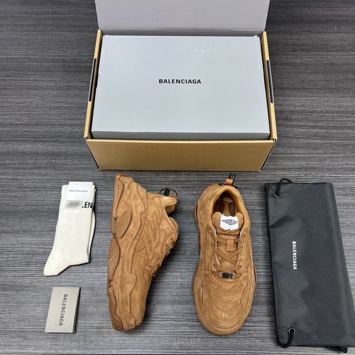 Adidasi Balenciaga Triple S suede, piele naturala, marimea 37