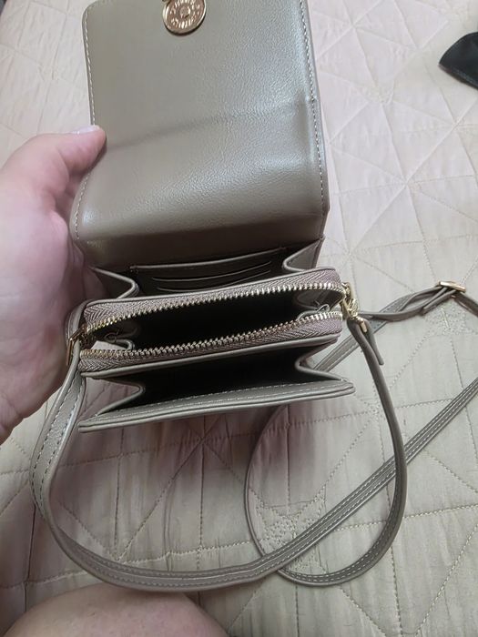Продам женскую сумочку