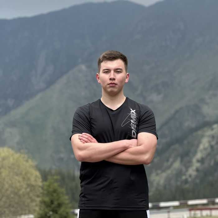 Репетитор:Математика , Алгебра , Геометрия , IT(C++/Python)