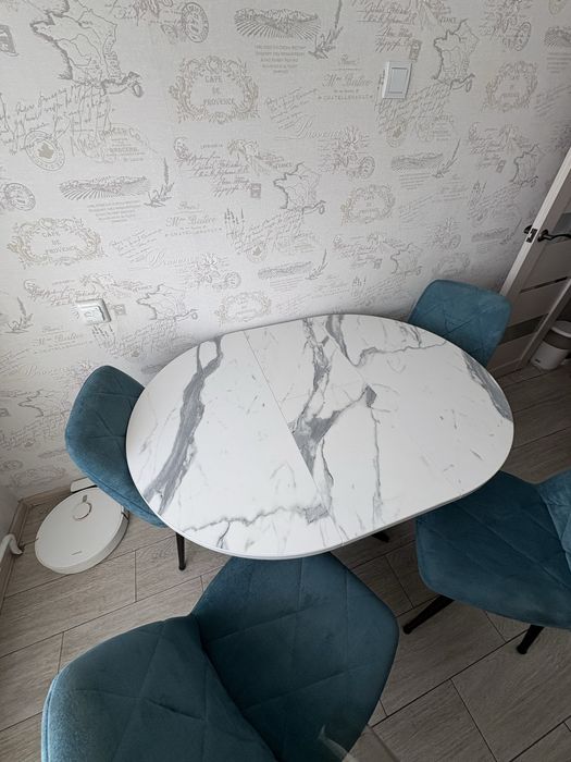 Продам стол кухонный трансформер