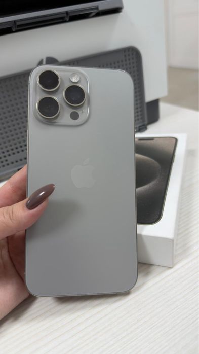 Айфон 15 про мах