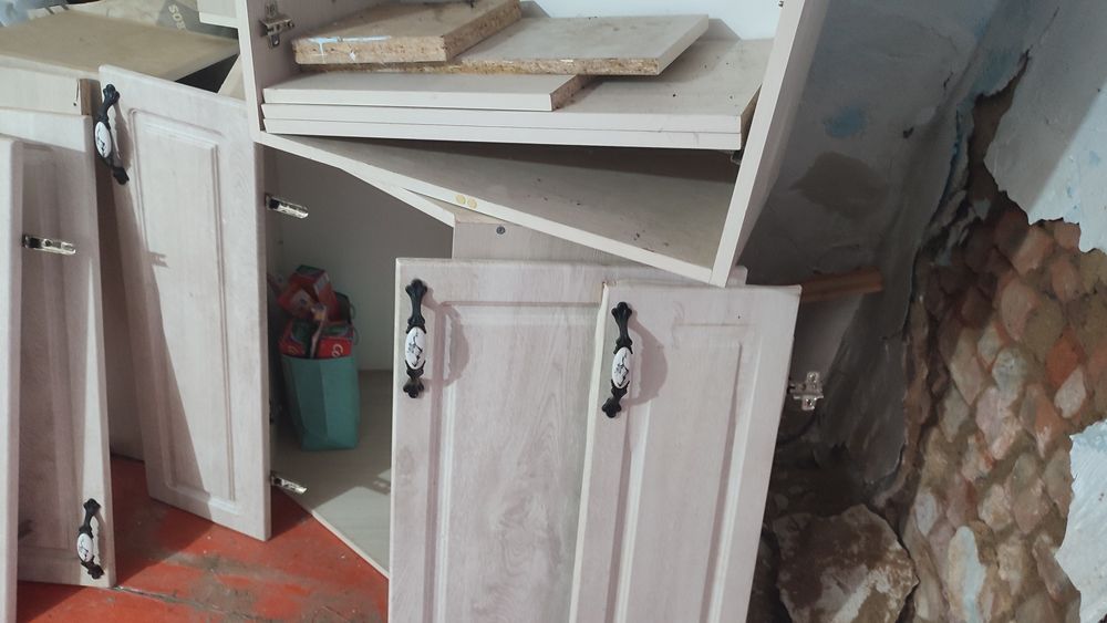 Часть кухонной гарнитуры