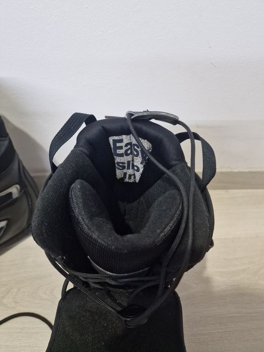 Booti  snowboard boots marime 41