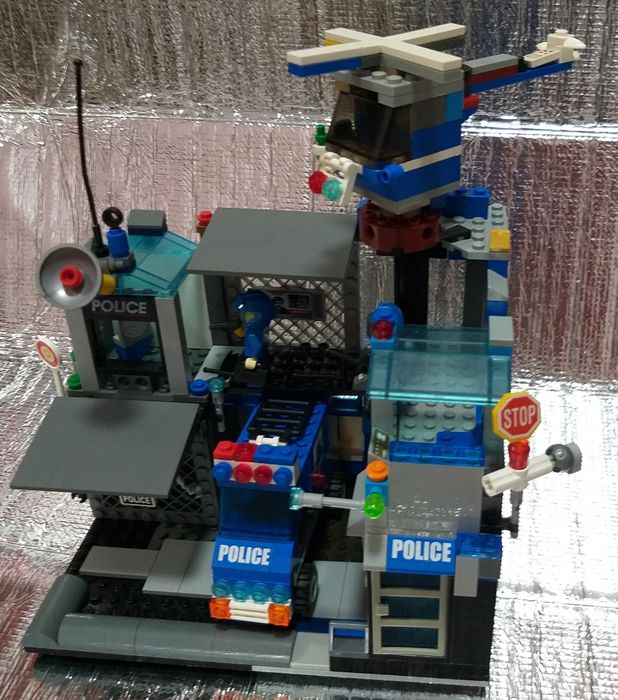 Полицейский участок,  lego