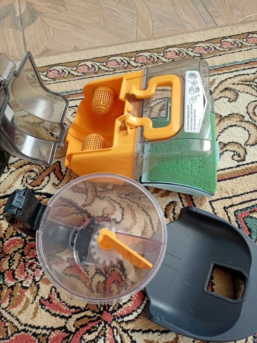 пылесос LG VK80101HFR