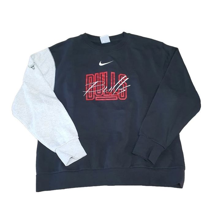 Мъжка Памучна Блуза Nike X Chicago Bulls

Чисто ново без етикети. 

Ра