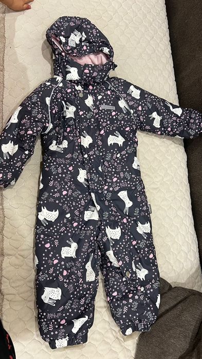 Продам комбинезон детский для девочки