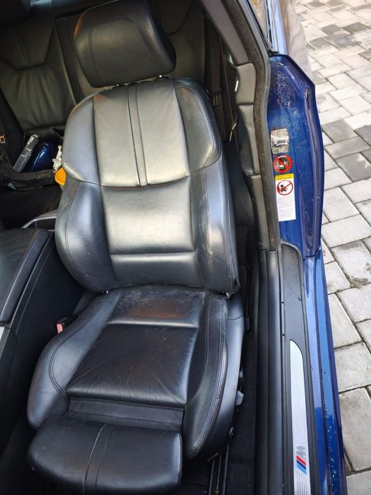 Dezmembrez BMW 335d E92 286cp,M Pack,Logic7,interior M3,aripi M3,trapa