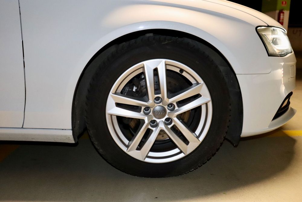 Audi A4 Avant 2.0 TDI Quattro | 190 CP | Cutie Automată S-Tronic | Bang&Olufsen | Lane Assist | Adaptive Cruise Control | Gata de inmatriculat!