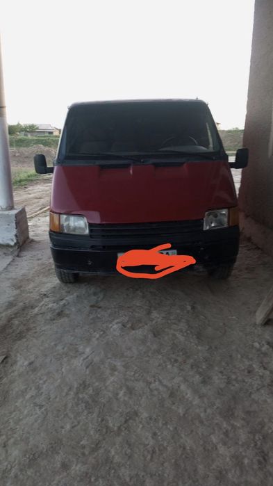 Ford moshinasi yuk tashuvchi