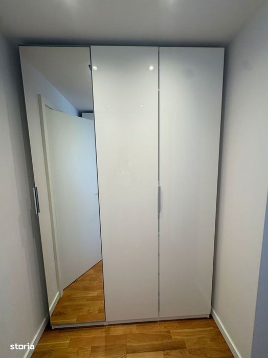 Apartament 3 camere-127mp-piscina