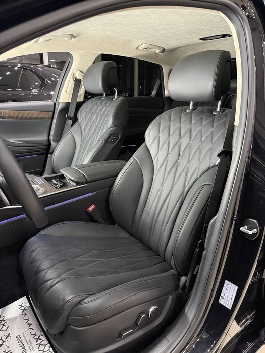 Genesis G80 4WD 2025