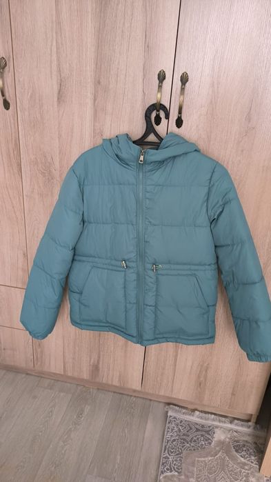 Продам новую женскую куртку