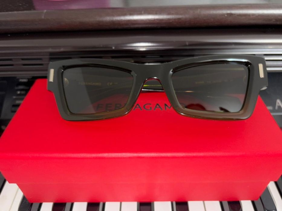 Очки женские Ferragamo