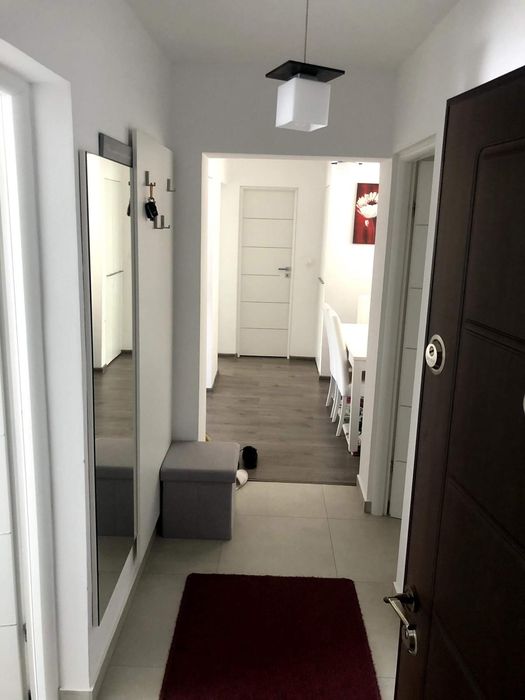 Apartament de închiriat