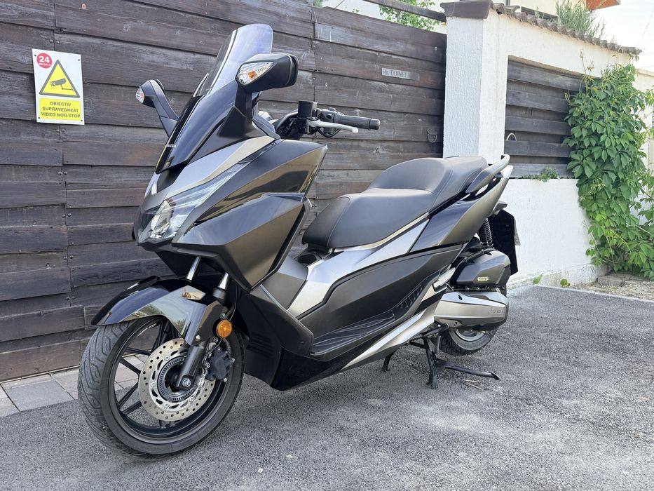 Honda forza, honda 125cc, scuter 125cc, motoscuter 125cc, scuter conduci cu B