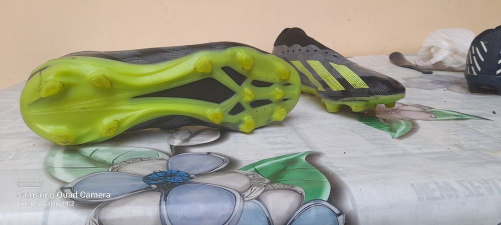 Продаются футбольные бутсы адидас и пума в хорошем состоянии