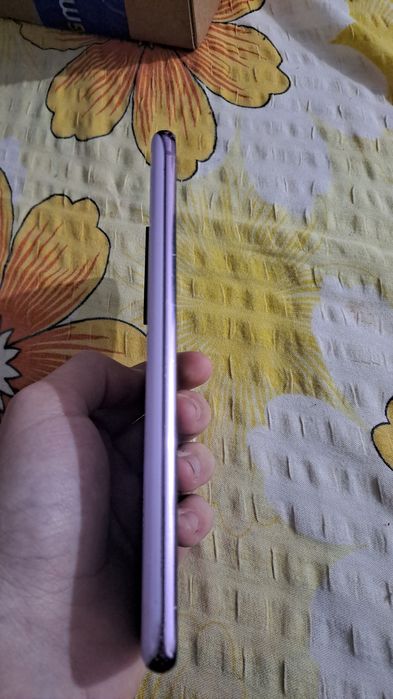 Samsung galaxy S20FE stare foarte bună