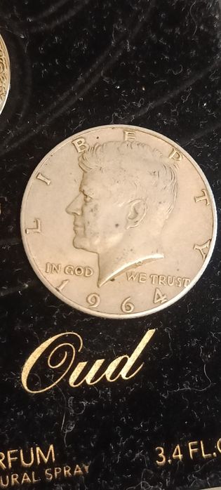 Moneda jumate de dolar