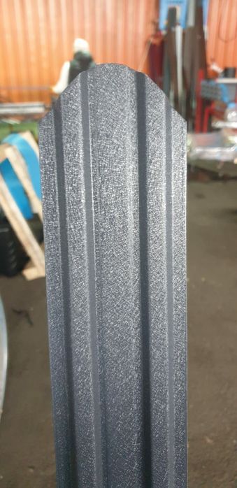 Vând șipcă metalică de gard gri mat,maro mat, și maro lucios 0,45 gr