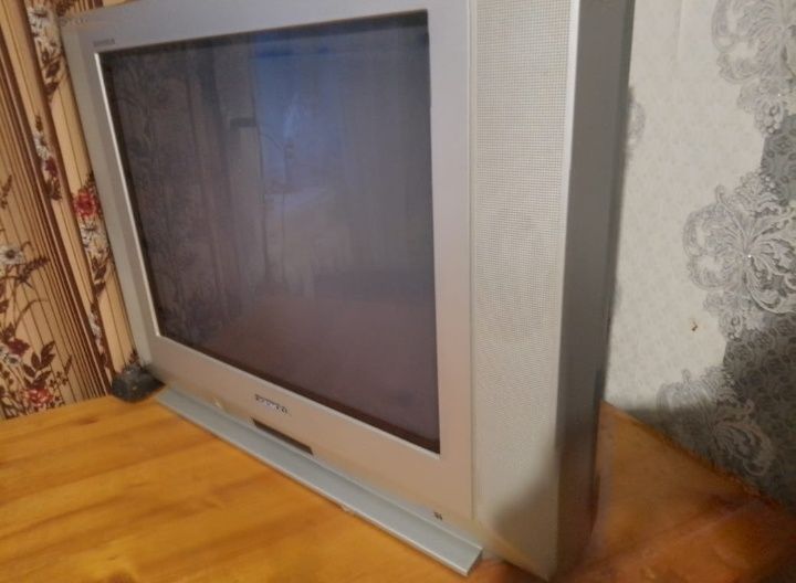 Продам телевизор