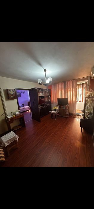 Apartament 2 camere liber