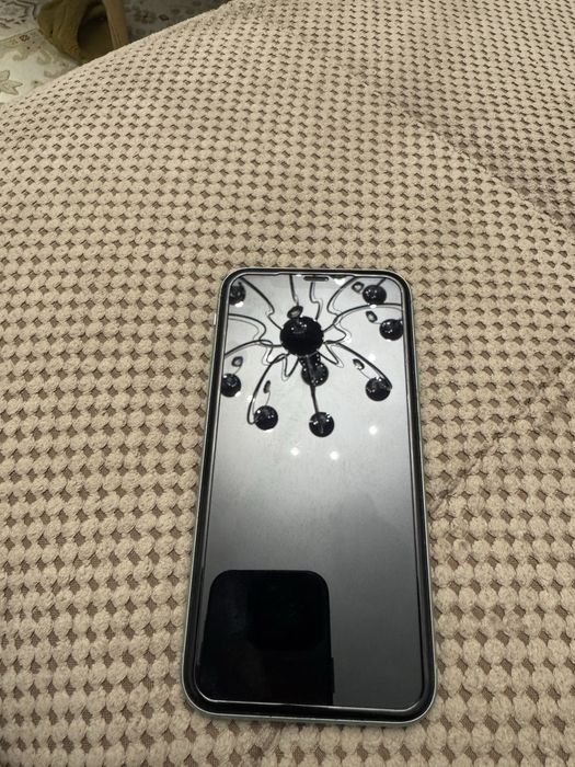 Iphone 11 продам