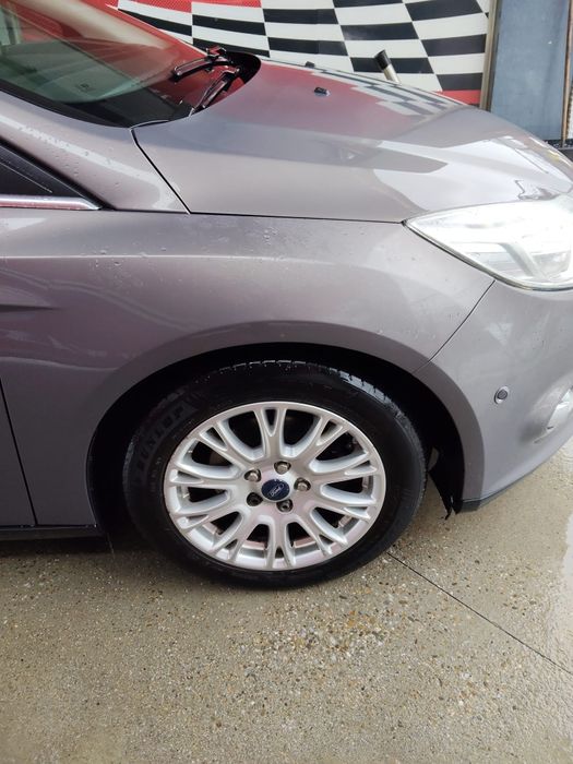 Vând Ford focus mk3