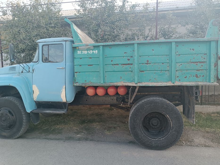 Zil sotiladi samasval 130