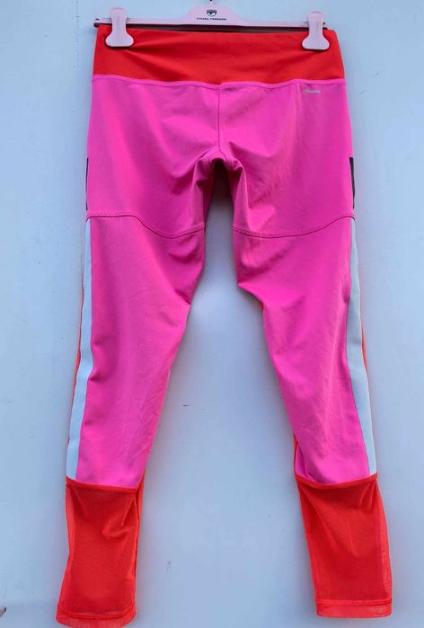 Adidas уникален оригинален дамски екип М размер