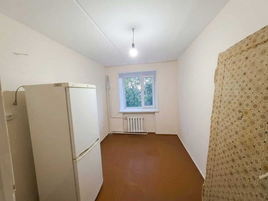 Продам 3-х комнатную в районе КЖБИ